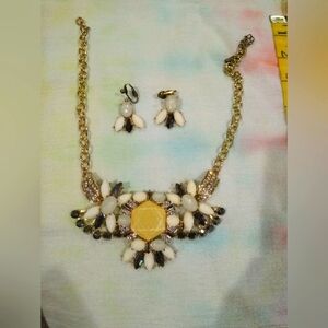 18" Art Deco Necklace And Clip Earrings Goldtone